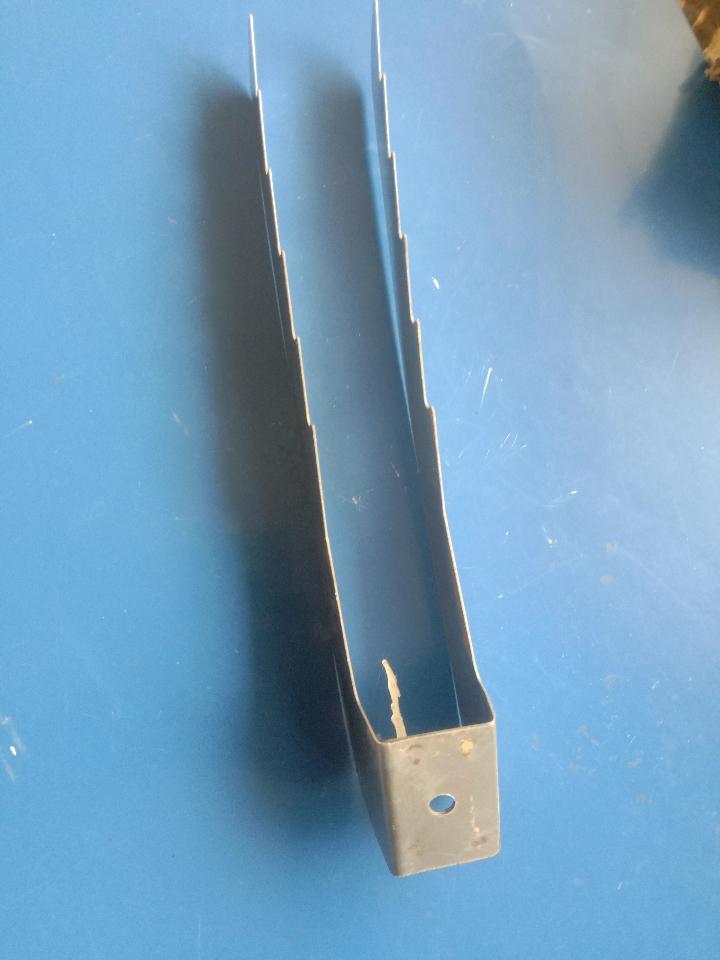 Đuôi phượng inox-duoc-ban-tai-KUBOTA 28