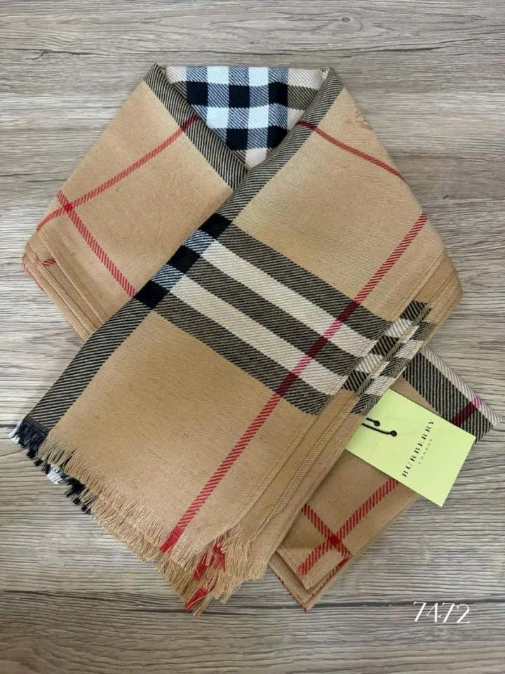 KHĂN CASHMERE BURBERRY Full tag-duoc-ban-tai-Kidzworld Asia