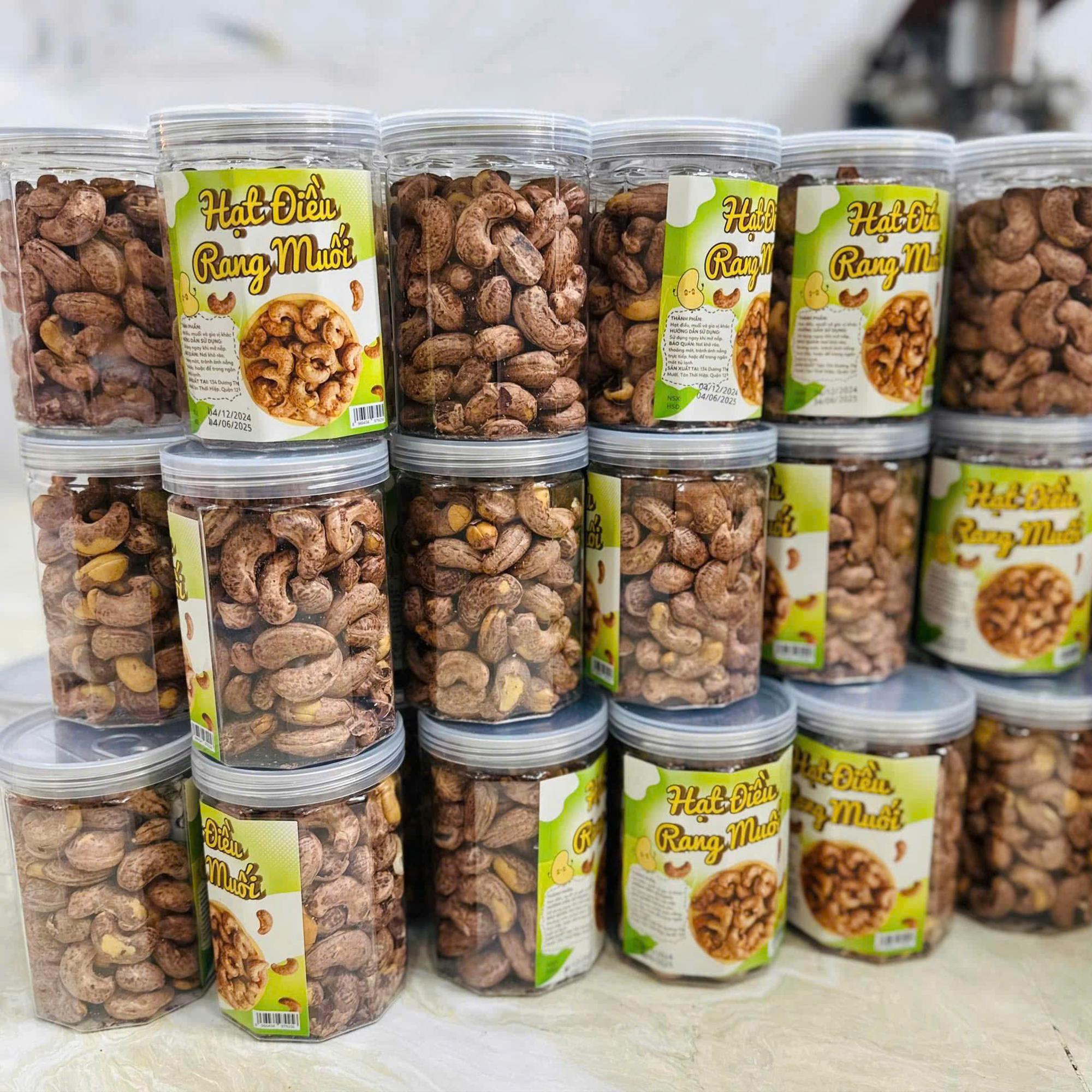 Hạt Điều Cồ Bình Phước hộp 300g-duoc-ban-tai-BÁNH PÍA HẢI SƠN