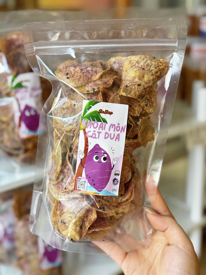 Chips Khoai Môn Cốt Dừa-duoc-ban-tai-BoBap