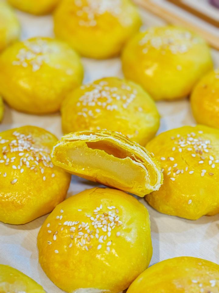 Bánh Đậu Xanh Nướng-duoc-ban-tai-BoBap