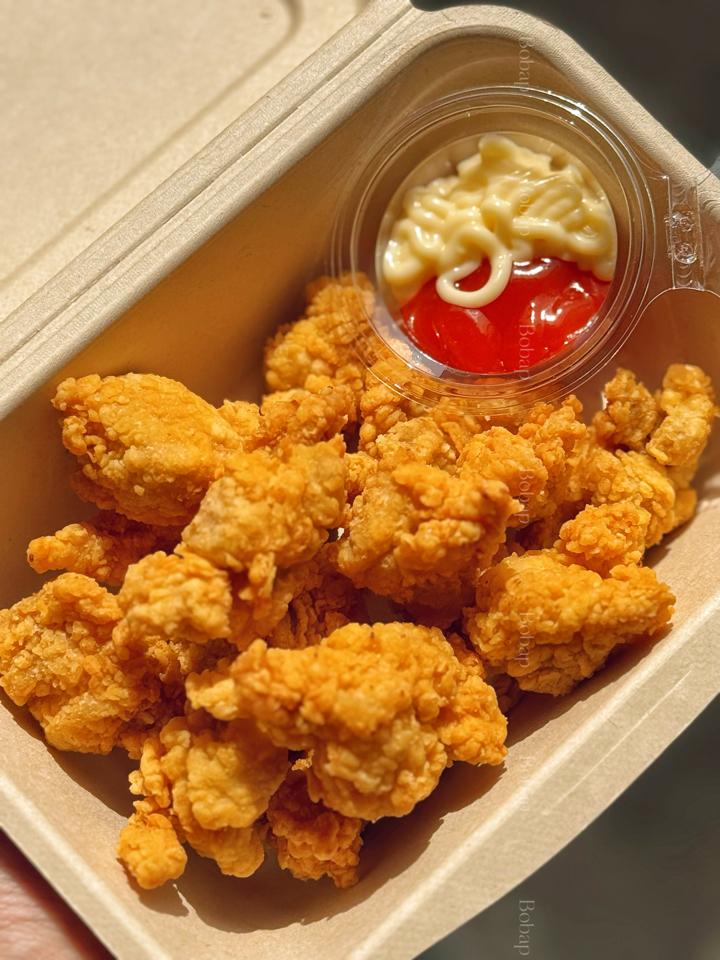 Gà Chiên Giòn-duoc-ban-tai-BoBap