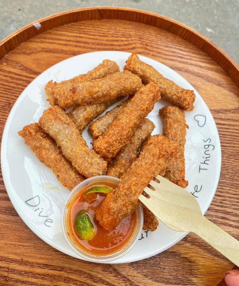 Nem Trần (Chưa Rán)-duoc-ban-tai-BoBap