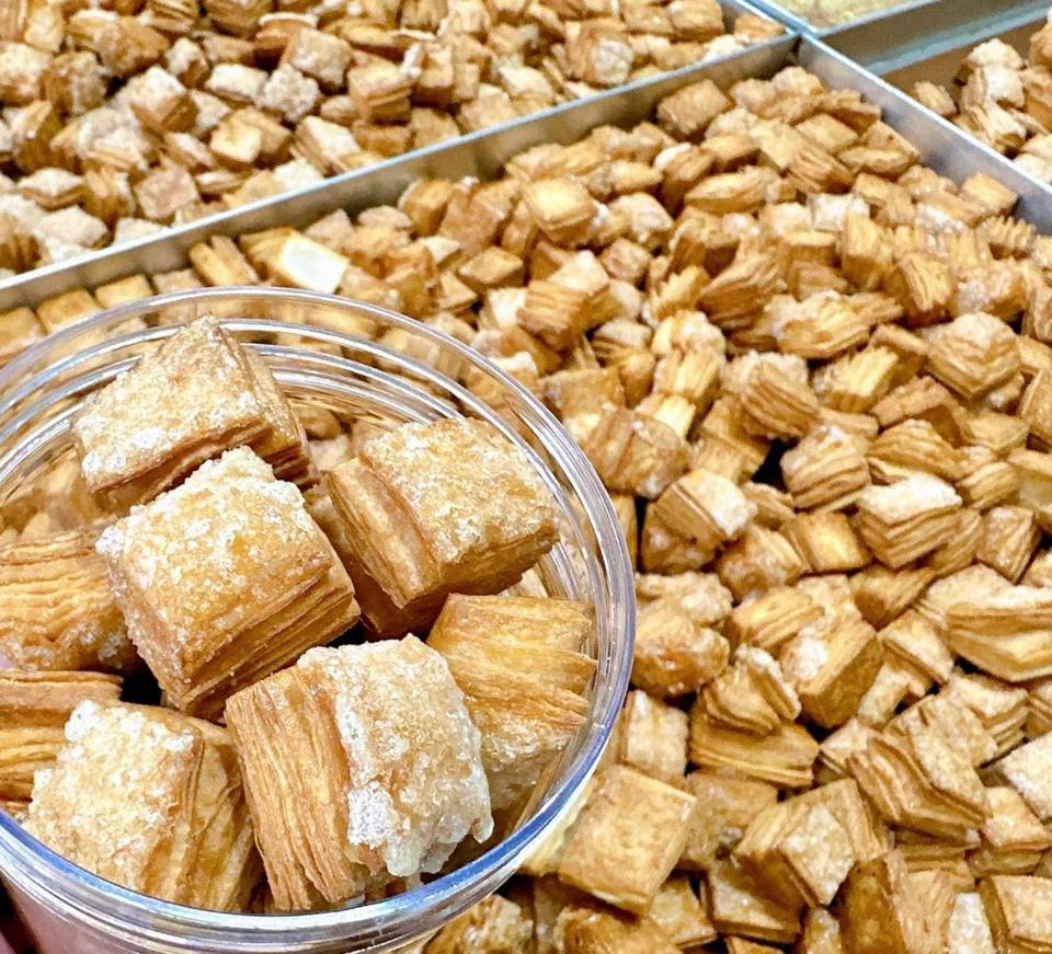 Sugar Puff Pastry [ Ngàn Lớp Đường ]-duoc-ban-tai-BoBap