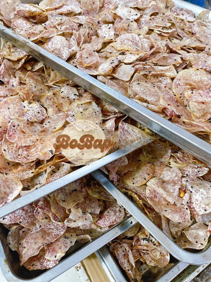 Chips Khoai Môn Cốt Dừa-duoc-ban-tai-BoBap