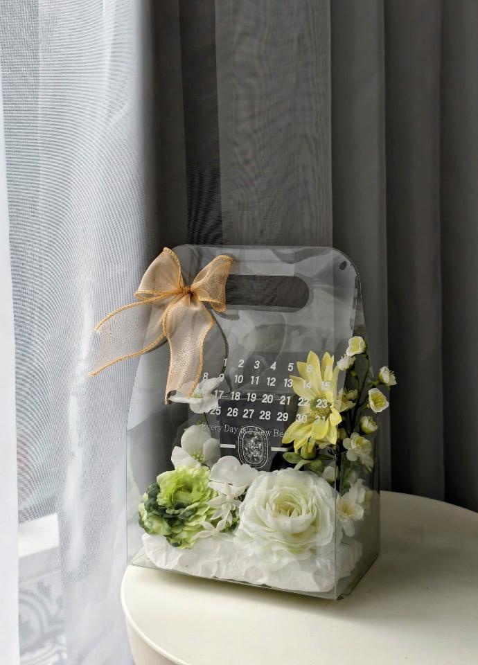 Túi hoa lịch mika-duoc-ban-tai-Mon Perfume 1987 - Tiệm nước hoa