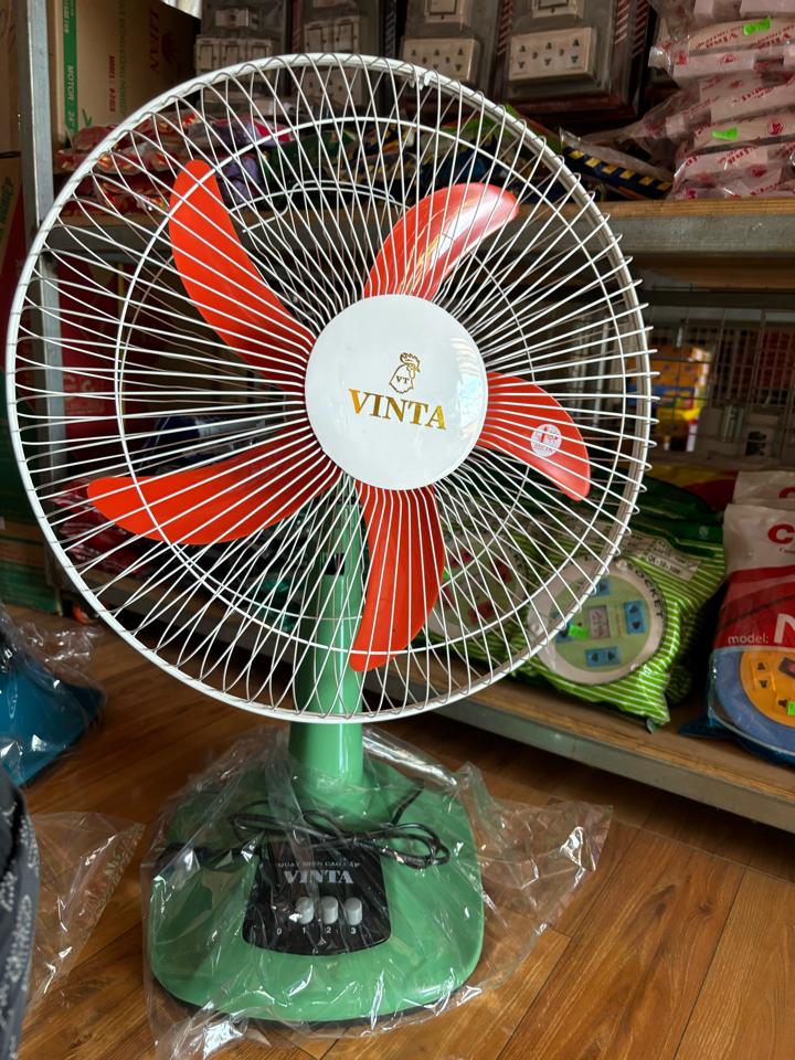 Quạt vinta bàn b4-duoc-ban-tai-Tạp Hóa Chu Thủy