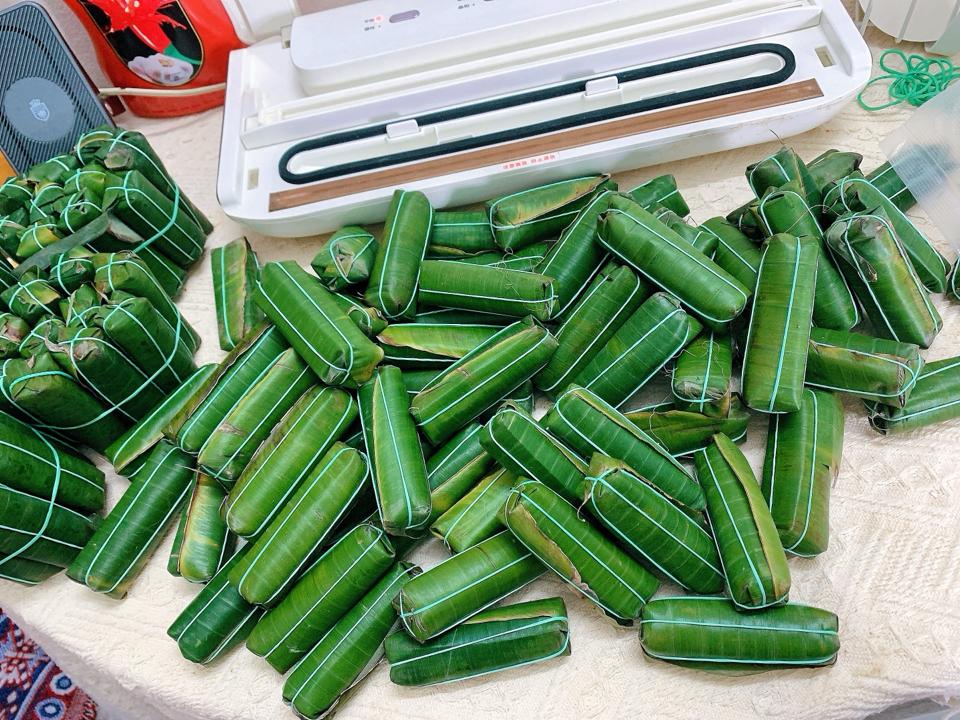Nem chua ớt đỏ Thanh Hoá-duoc-ban-tai-Cửa Tiệm Tạp Hoá SunKitchen
