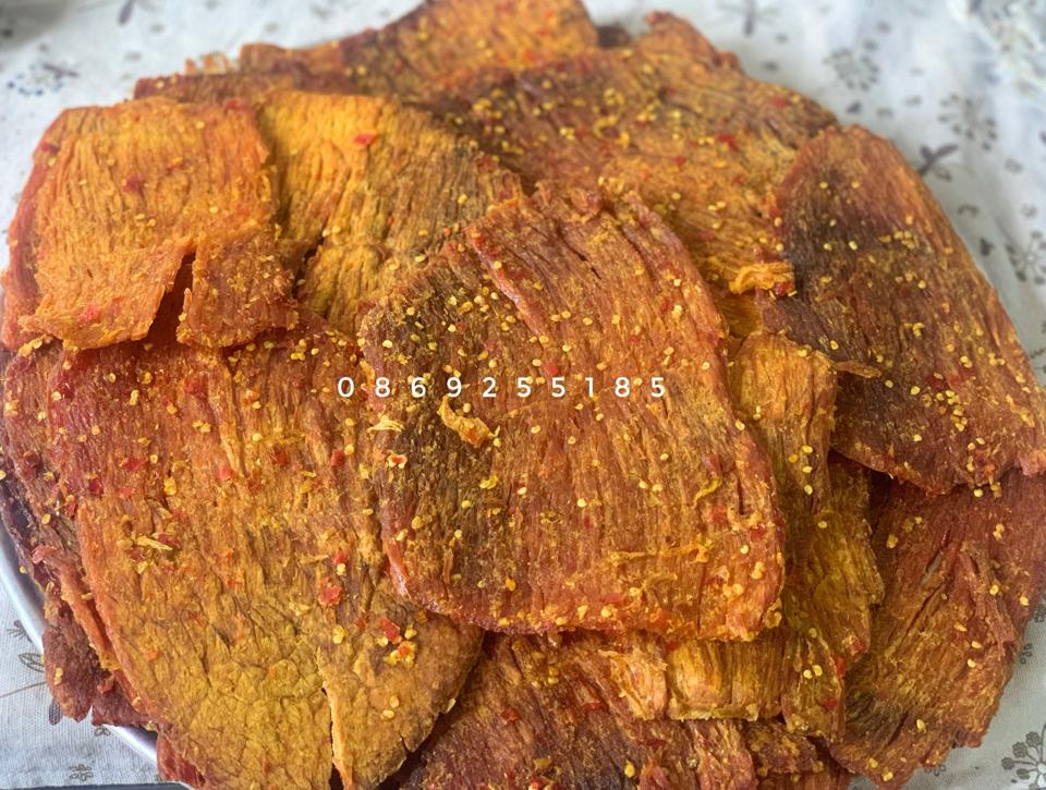Khô bò cay nguyên miếng-duoc-ban-tai-Cửa Tiệm Tạp Hoá SunKitchen
