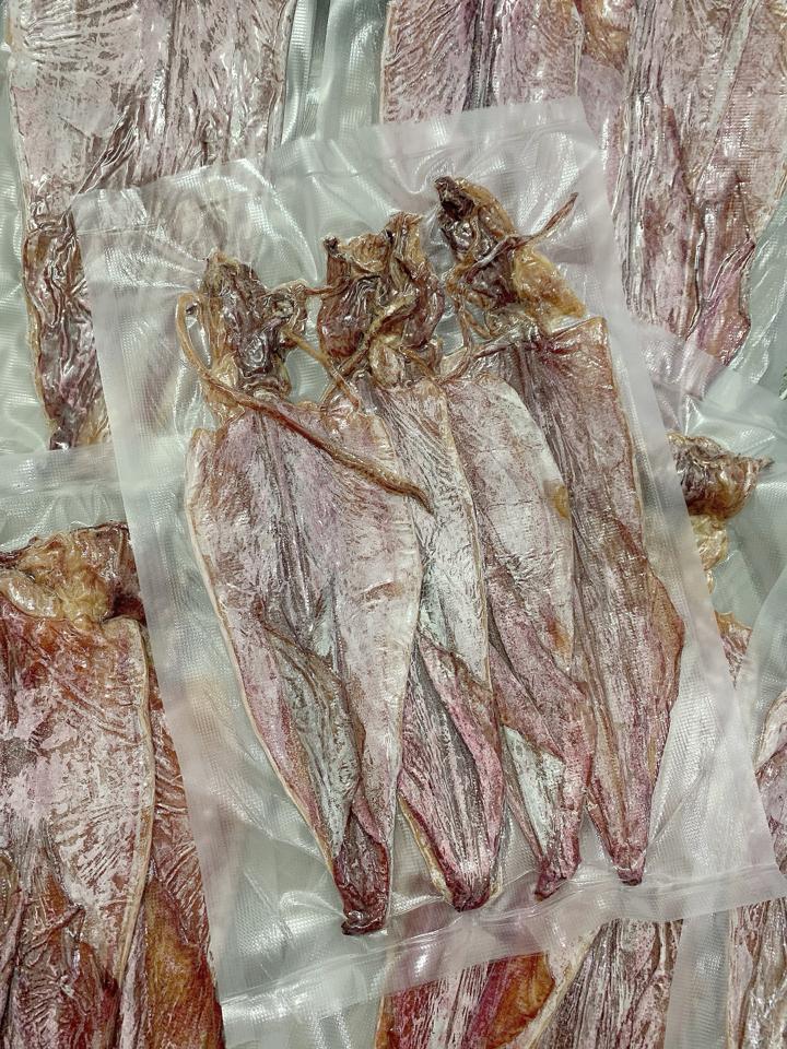 Mực nướng size 20c/kg-duoc-ban-tai-Cửa Tiệm Tạp Hoá SunKitchen