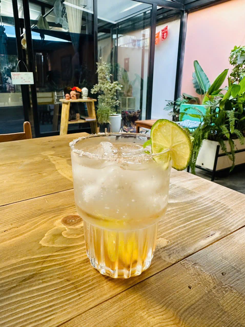 Homemade Ginger Ale -duoc-ban-tai-SPANDA VEGAN & CAFE