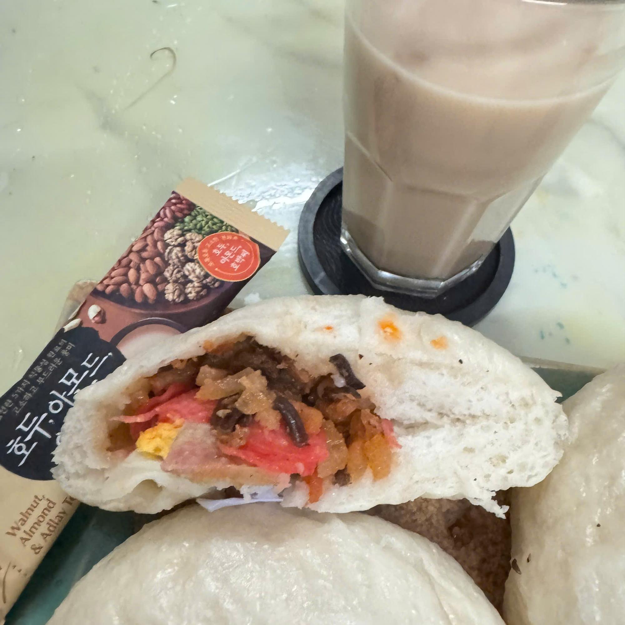 Bánh bao Hải Phòng-duoc-ban-tai-Bếp mẹ C.H.A.N.H - Món Ngon Hải Phòng