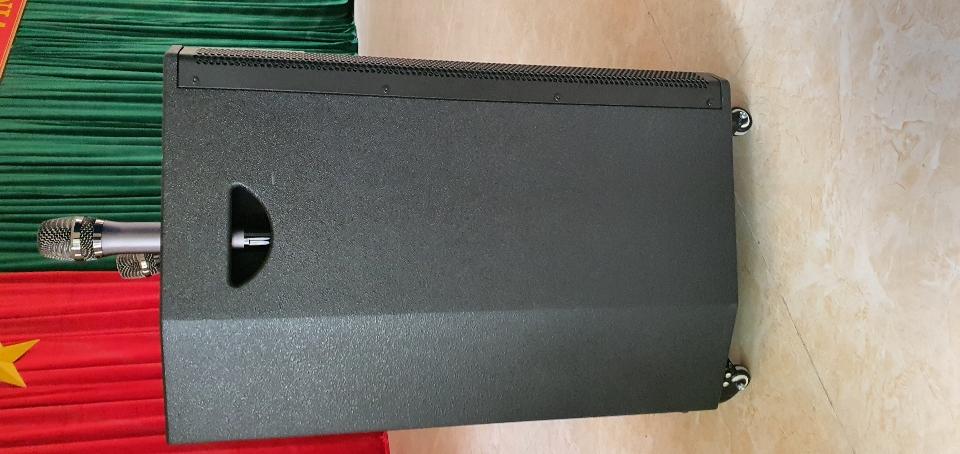 Loa Kéo Di Động 98K  K18  (Bass 4 tấc, 2 micro)

-duoc-ban-tai-Trọng Đại. Băng đĩa nhạc. Phụ kiện âm thanh