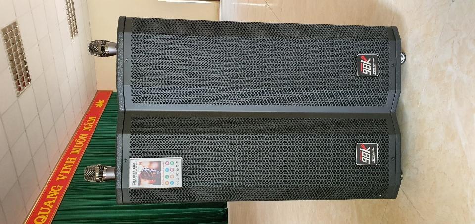 Loa Kéo Di Động 98K  K18  (Bass 4 tấc, 2 micro)

-duoc-ban-tai-Trọng Đại. Băng đĩa nhạc. Phụ kiện âm thanh