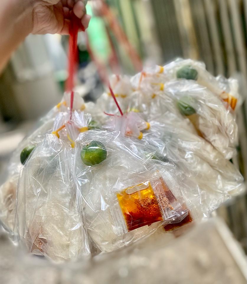 Bánh Tráng Xâu Vò Tắc Sa Tế -duoc-ban-tai-NHUSOUSHOP BÁNH TRÁNG & ĂN VẶT