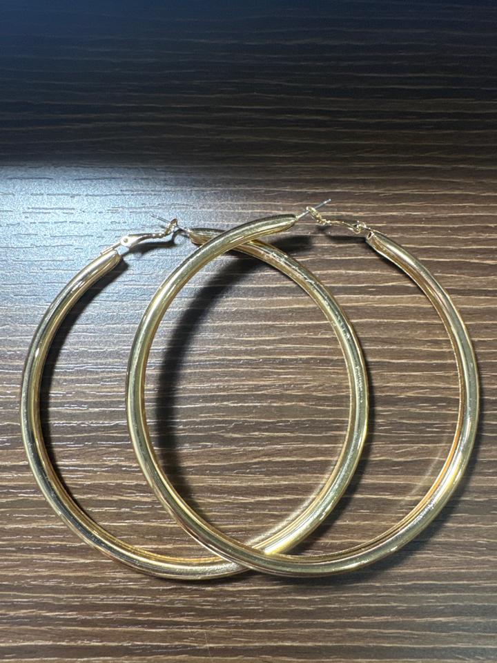 Bông khuyên hoop lớn-duoc-ban-tai-Afrodite phụ kiện
