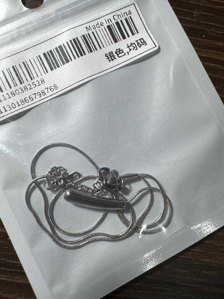 Dây chuyền-duoc-ban-tai-Afrodite phụ kiện
