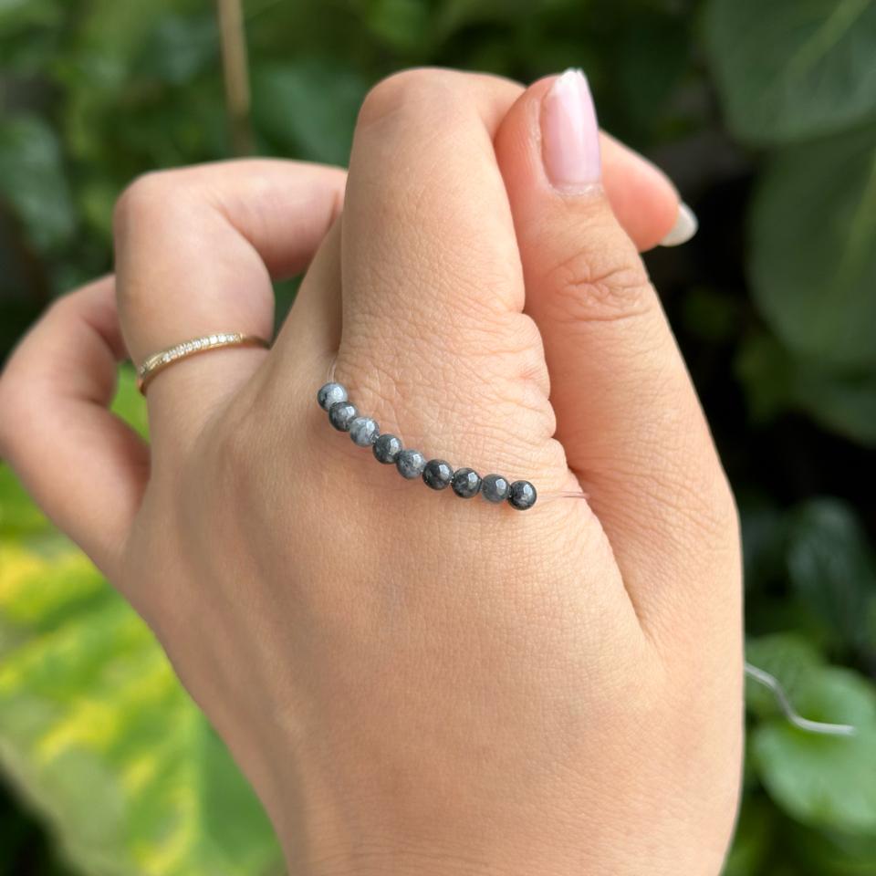 DIY - hạt gà đen ngọc myanmar type A size 3.5mm-duoc-ban-tai-NGỌC THANH GIANG GEMS & JADES