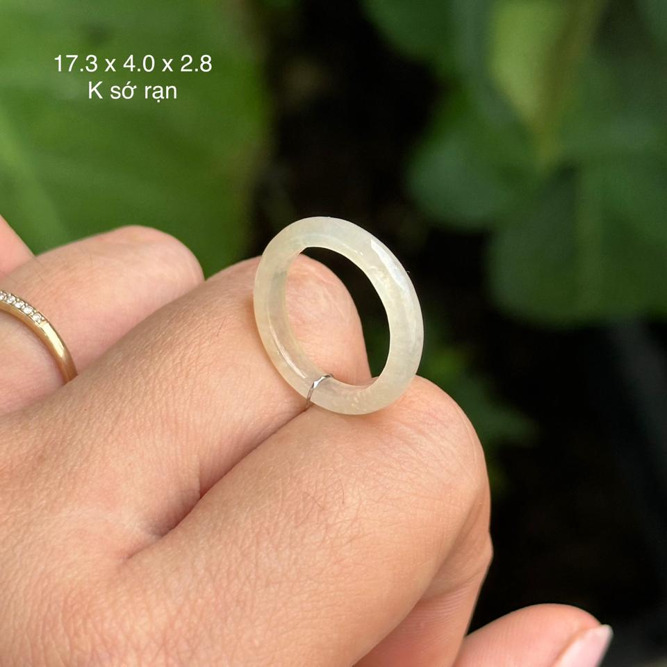 SP0369_Nhẫn cẩm thạch hoàng phỉ-duoc-ban-tai-NGỌC THANH GIANG GEMS & JADES