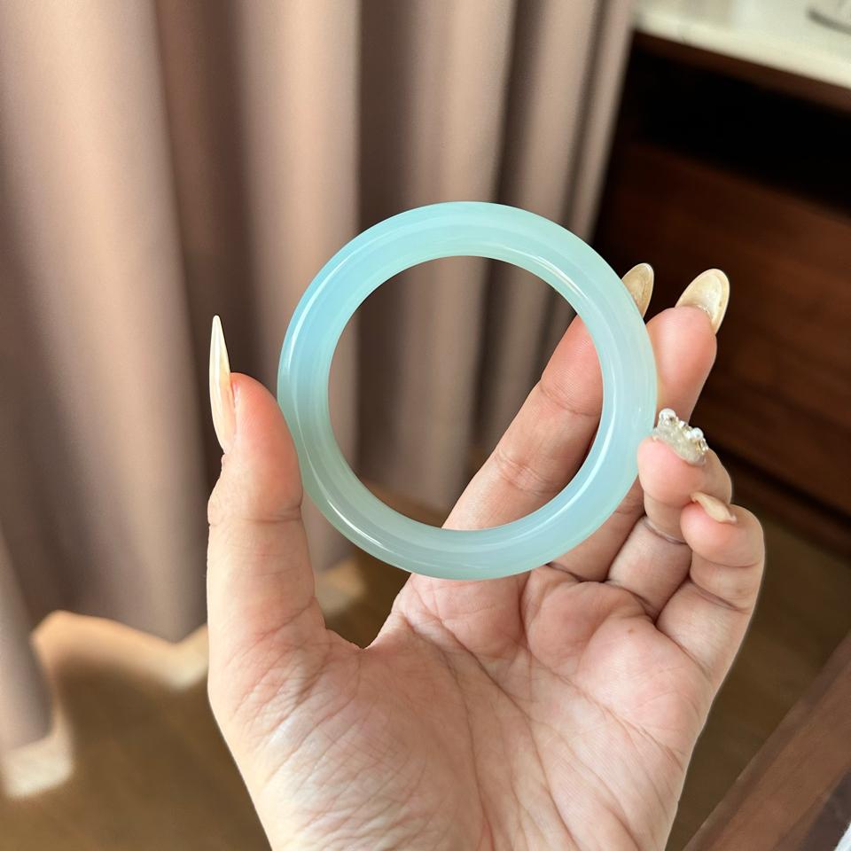 Vòng mã não xanh lam thiên không (nhiệt)-duoc-ban-tai-NGỌC THANH GIANG GEMS & JADES