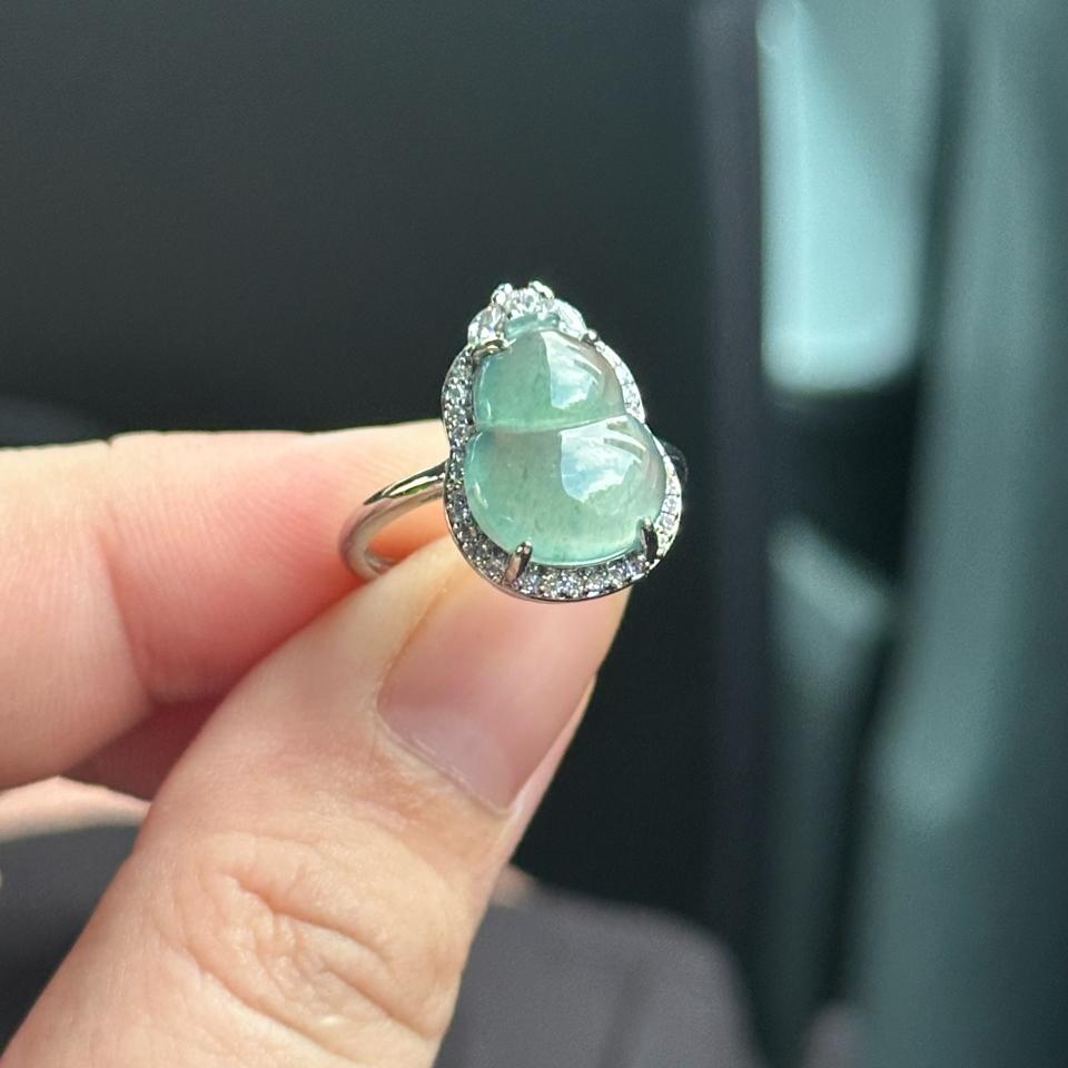 Nhẫn hồ lô lam gua-duoc-ban-tai-NGỌC THANH GIANG GEMS & JADES