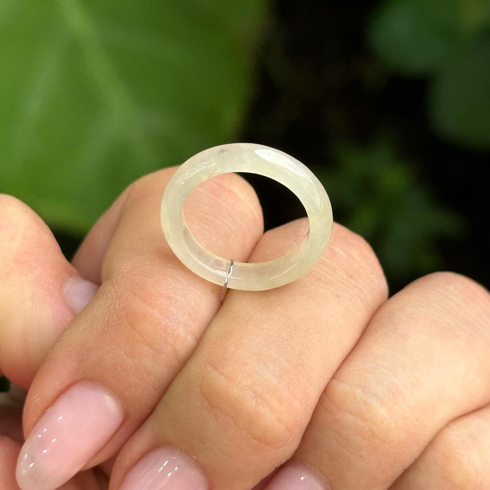 SP0369_Nhẫn cẩm thạch hoàng phỉ-duoc-ban-tai-NGỌC THANH GIANG GEMS & JADES