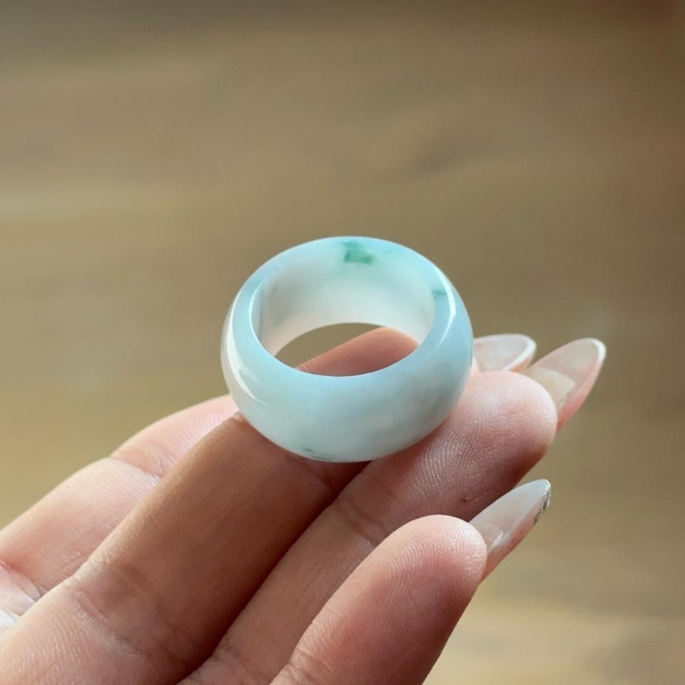 Nhẫn lu -duoc-ban-tai-NGỌC THANH GIANG GEMS & JADES