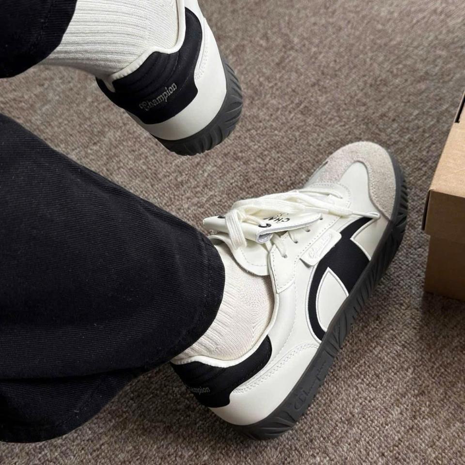Giày Champion Essentials-duoc-ban-tai-197 Store