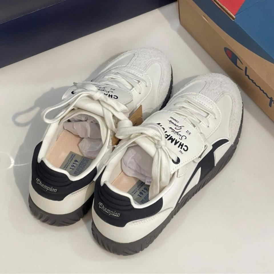 Giày Champion Essentials-duoc-ban-tai-197 Store