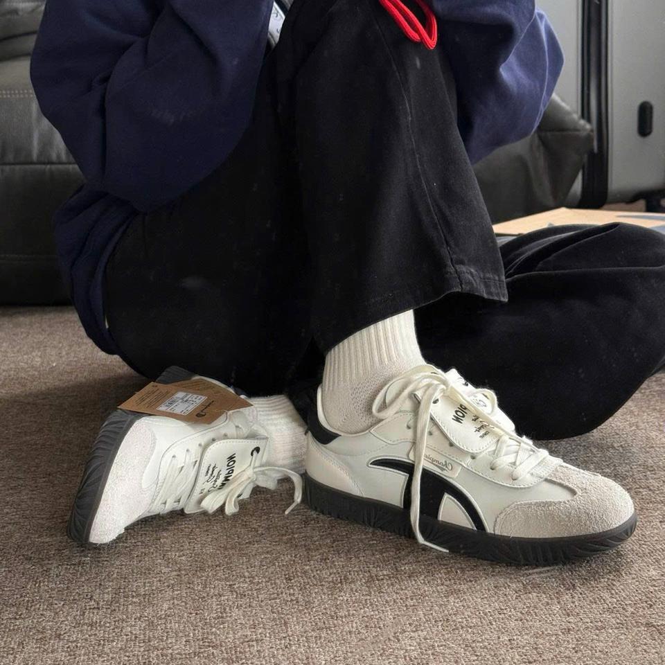 Giày Champion Essentials-duoc-ban-tai-197 Store