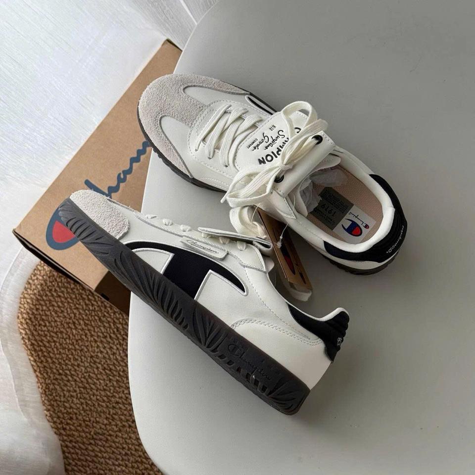 Giày Champion Essentials-duoc-ban-tai-197 Store