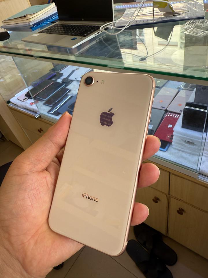 iPhone 8G/64G-duoc-ban-tai-Hưng Thịnh Store