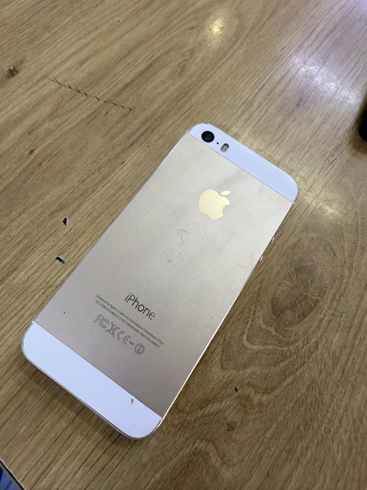iPhone 5S-duoc-ban-tai-Hưng Thịnh Store
