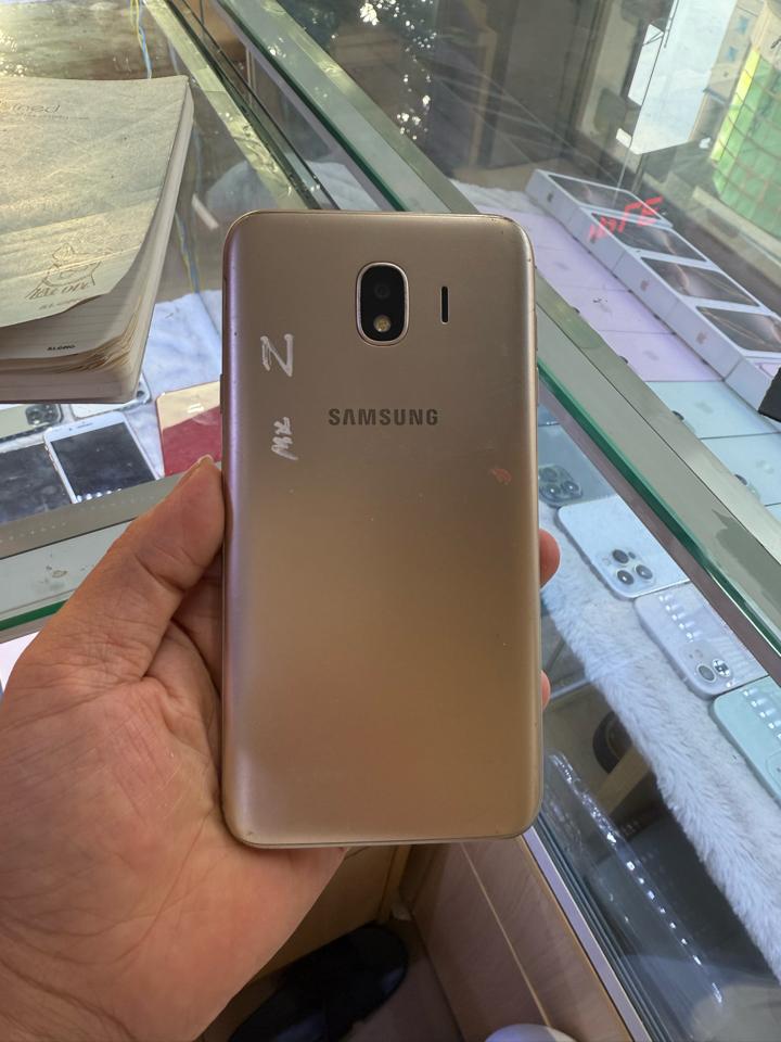 Samsung J400-duoc-ban-tai-Hưng Thịnh Store