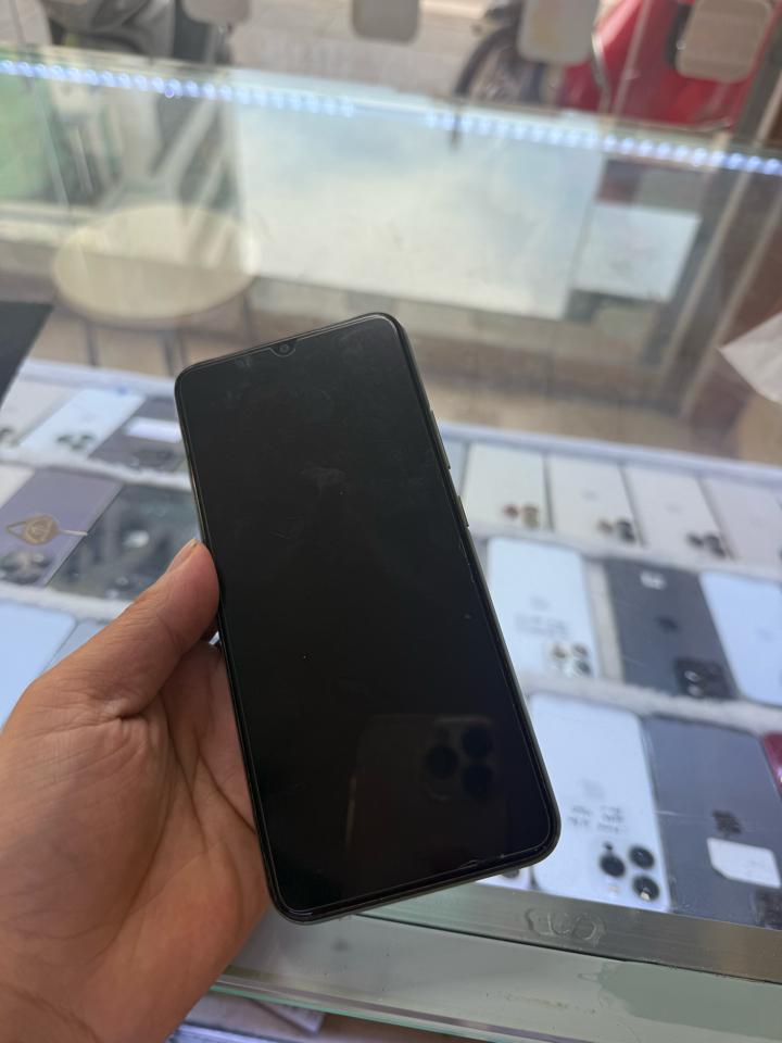 Realme C11-duoc-ban-tai-Hưng Thịnh Store