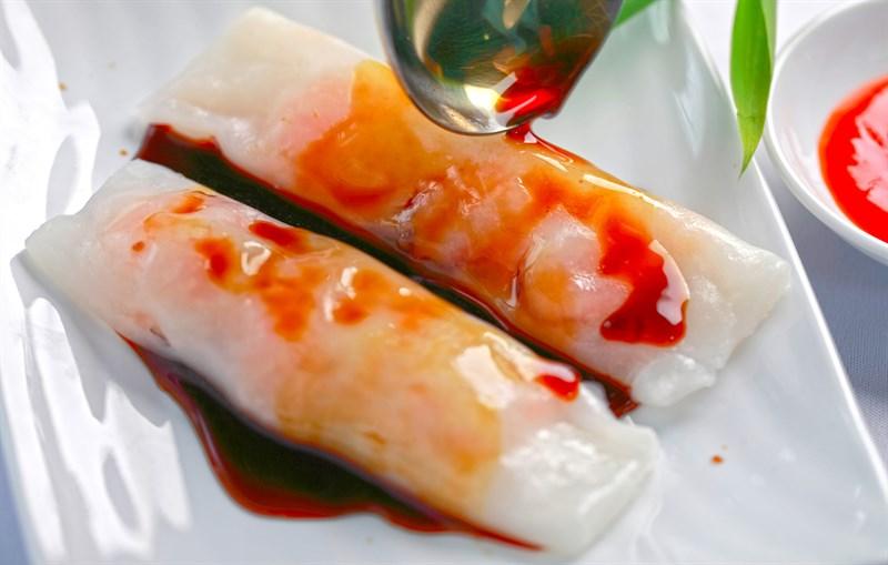 Bánh cuốn hải sản-duoc-ban-tai-dimsum shanghai