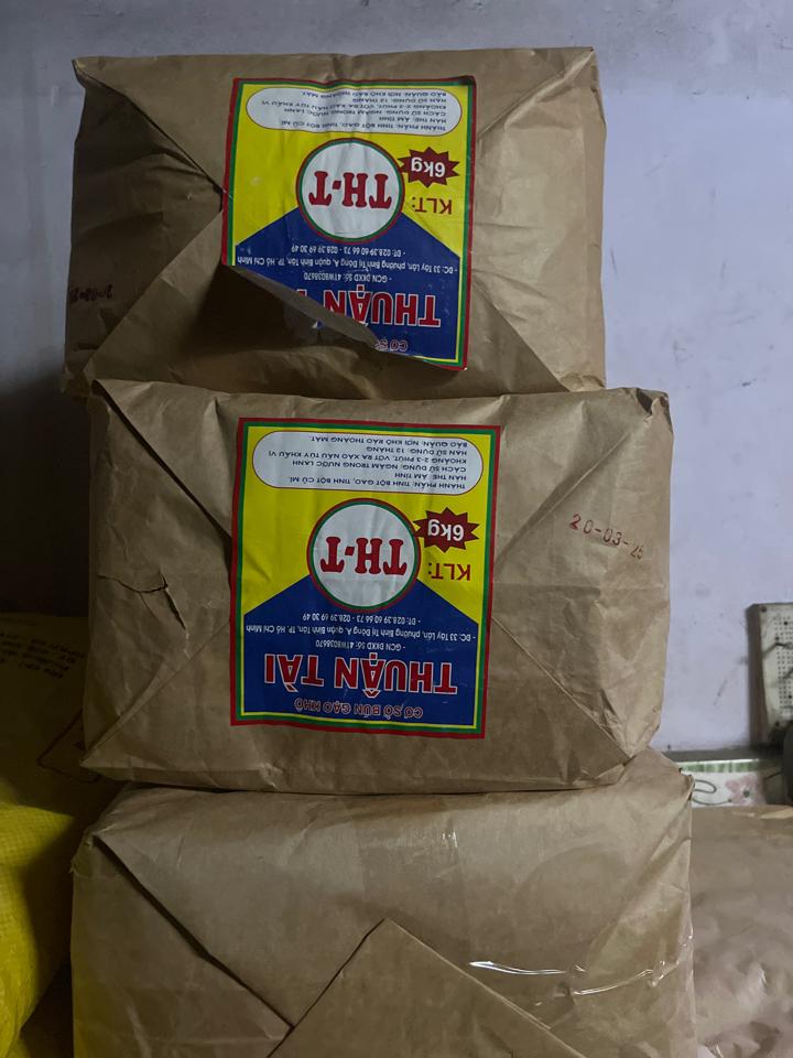 1 cây bún khô lẻ-duoc-ban-tai-Tạp Hoá Cô Lan