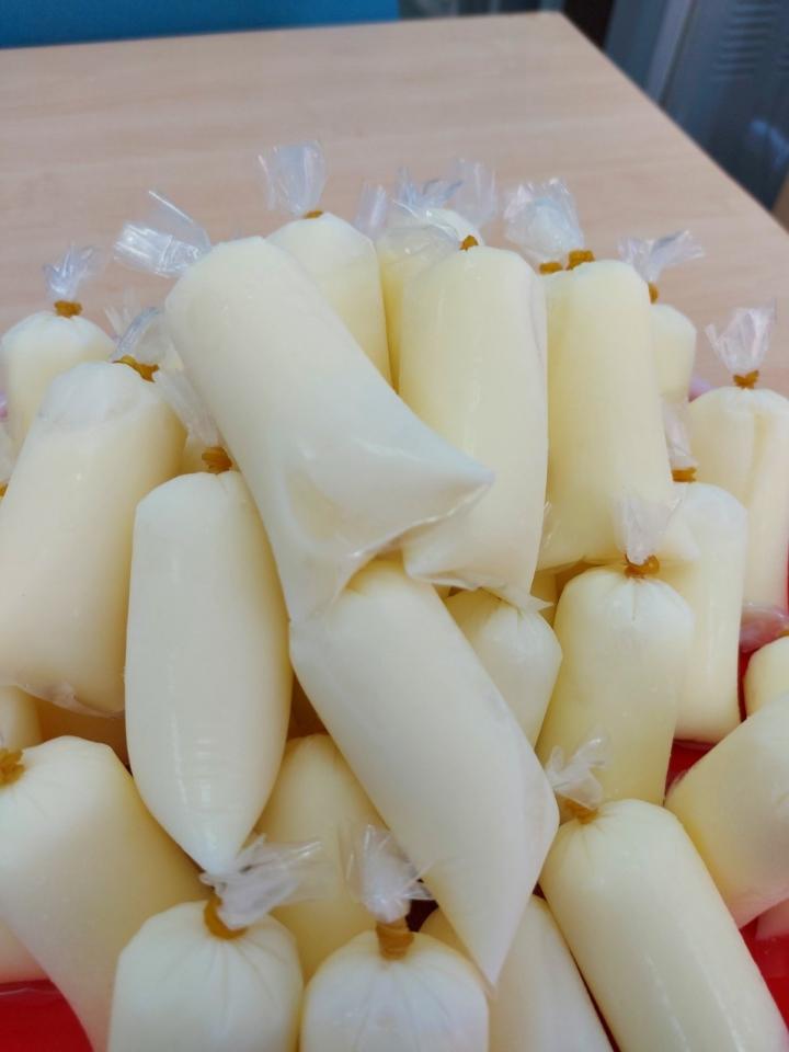 Sữa chua-duoc-ban-tai-BÍCH PHƯỢNG- Tạp hóa di động