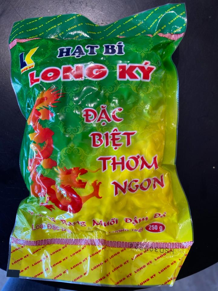 Hạt Bí Long Kí 250G-duoc-ban-tai-Lucia Bakery & Coffee