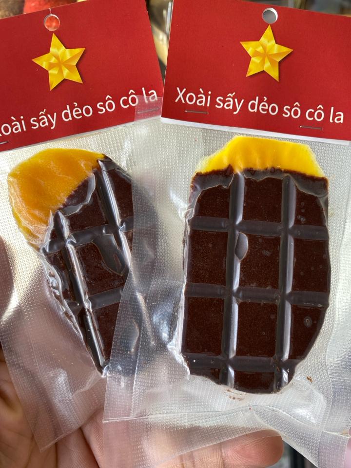 Sô Cô La Xoài-duoc-ban-tai-Lucia Bakery & Coffee