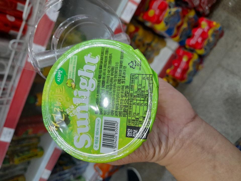 Thạch Sunlight vị táo, đóng gói: 180g/ly, 48 ly/ thùng carton8809406850040-duoc-ban-tai-NPP VĂN LONG