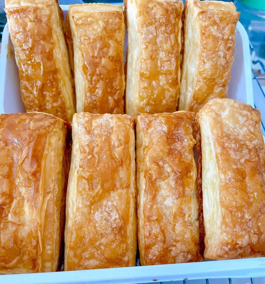 Bánh ngàn lớp4 chiếc khônhg kem -duoc-ban-tai-Tiệm Bánh Mai Hương