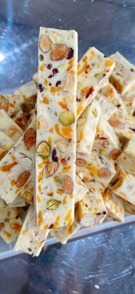 Kẹo Nougat 1kg-duoc-ban-tai-Tiệm Bánh Mai Hương