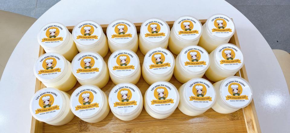 Sữa chua kem tươi-duoc-ban-tai-Tiệm Bánh Mai Hương