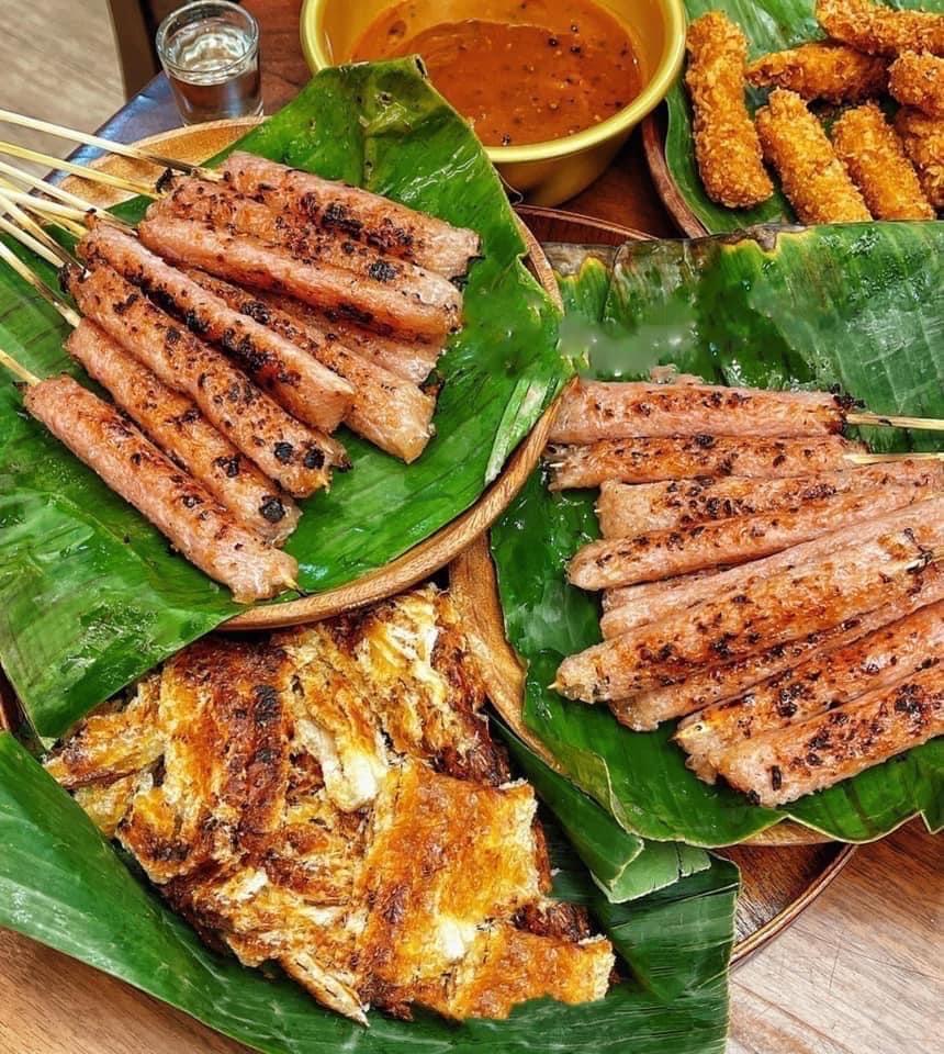 Nem nướng ấu triệu-duoc-ban-tai-Tonyfood