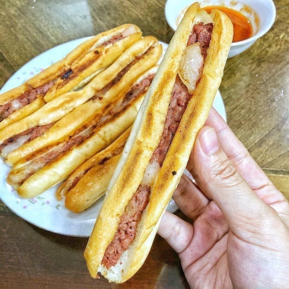 Bánh mỳ cay ông cuông-duoc-ban-tai-Tonyfood