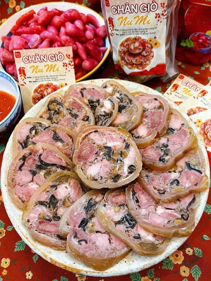 Chân giò nụ mị-duoc-ban-tai-Tony Food