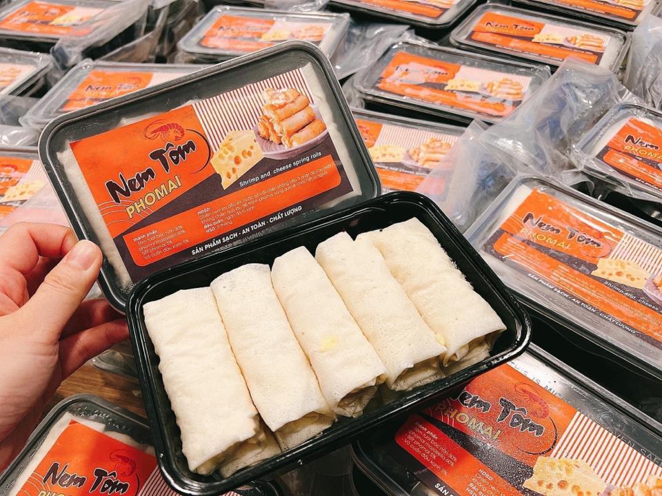 Nem tôm phomai-duoc-ban-tai-Tonyfood