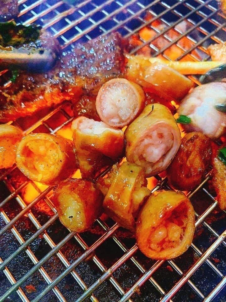 Lòng bò nướng-duoc-ban-tai-Tonyfood