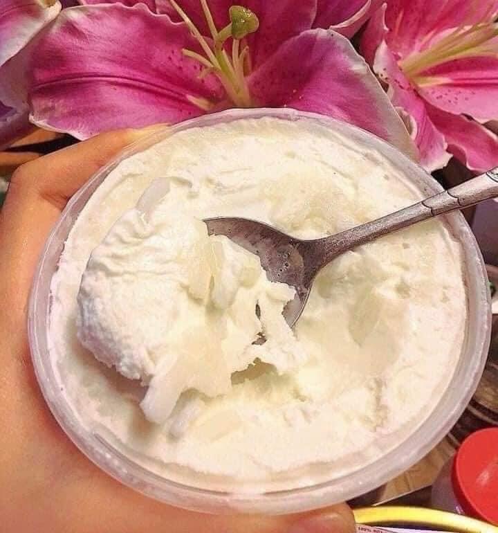 Kem dừa non-duoc-ban-tai-Tonyfood